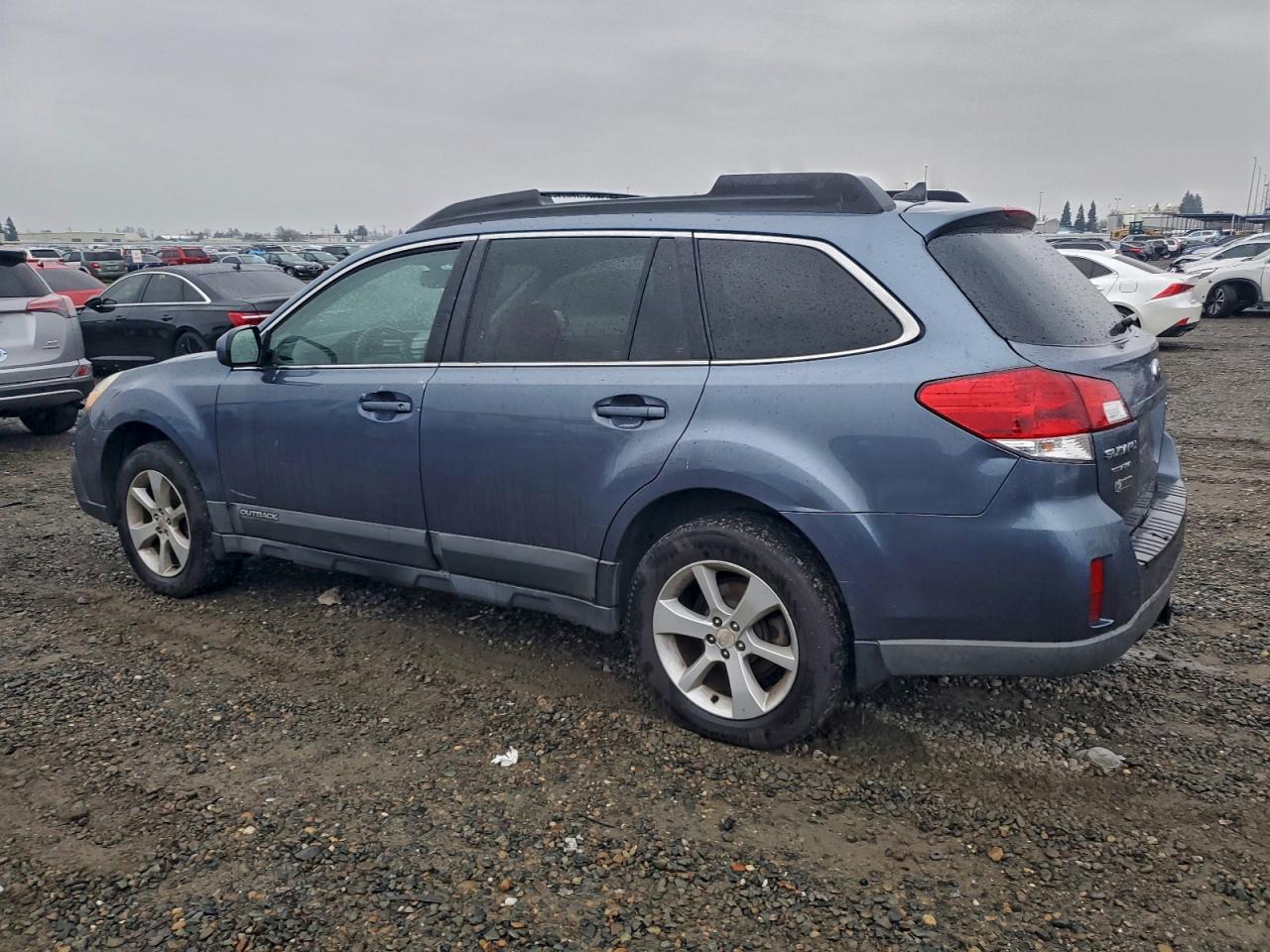 Subaru Outback 2.5i Premium Image 3