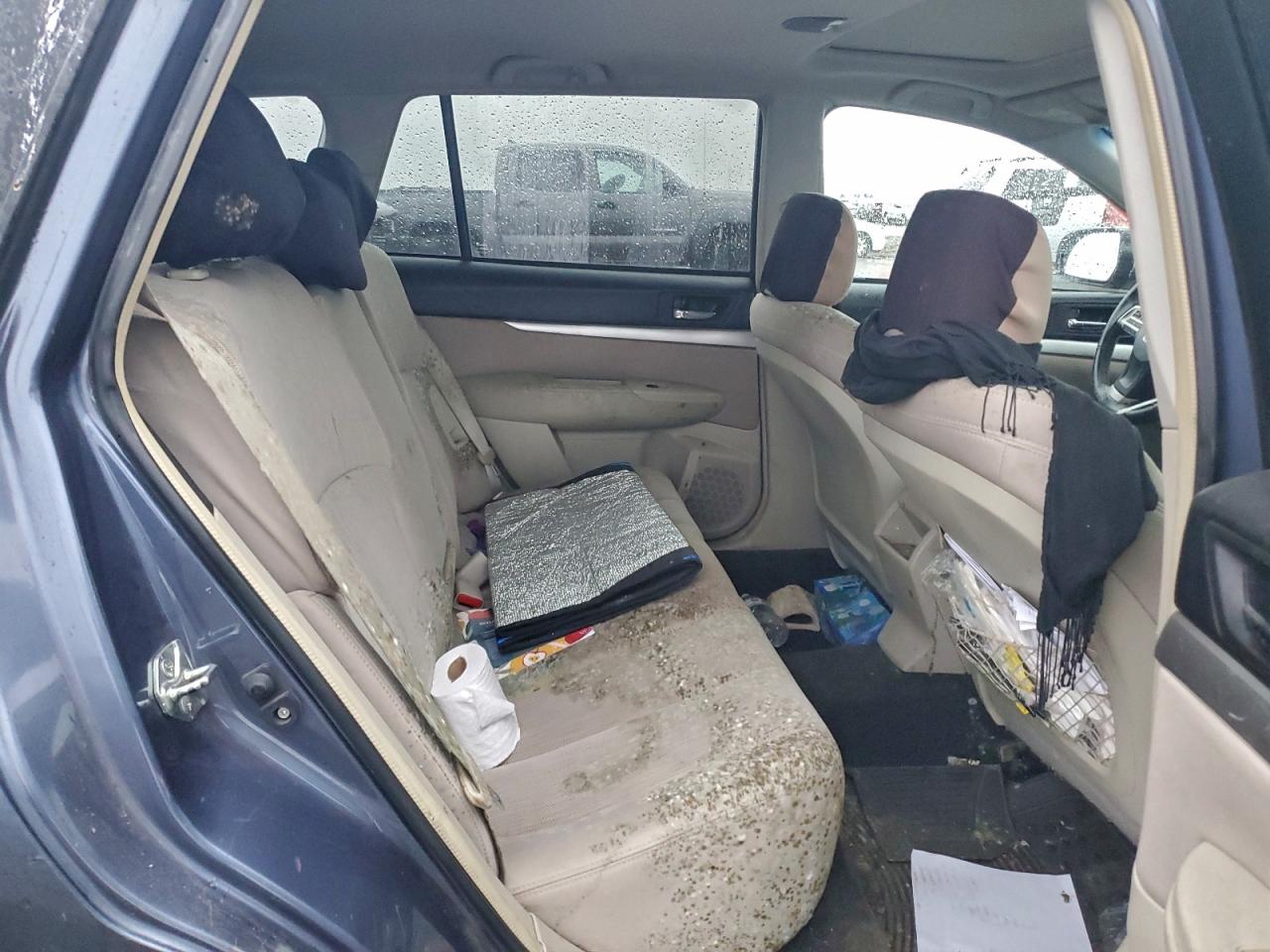 Subaru Outback 2.5i Premium Image 8