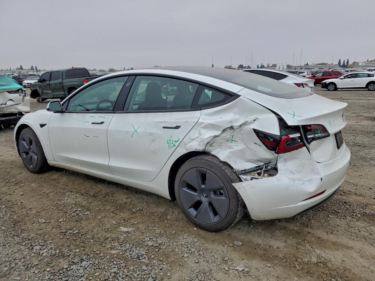 Tesla Model 3 Image 3