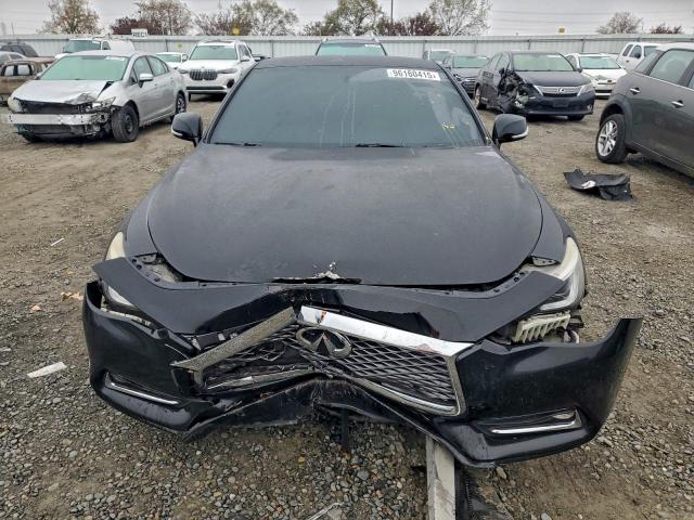 INFINITI Q60 Luxe 300 Image 3