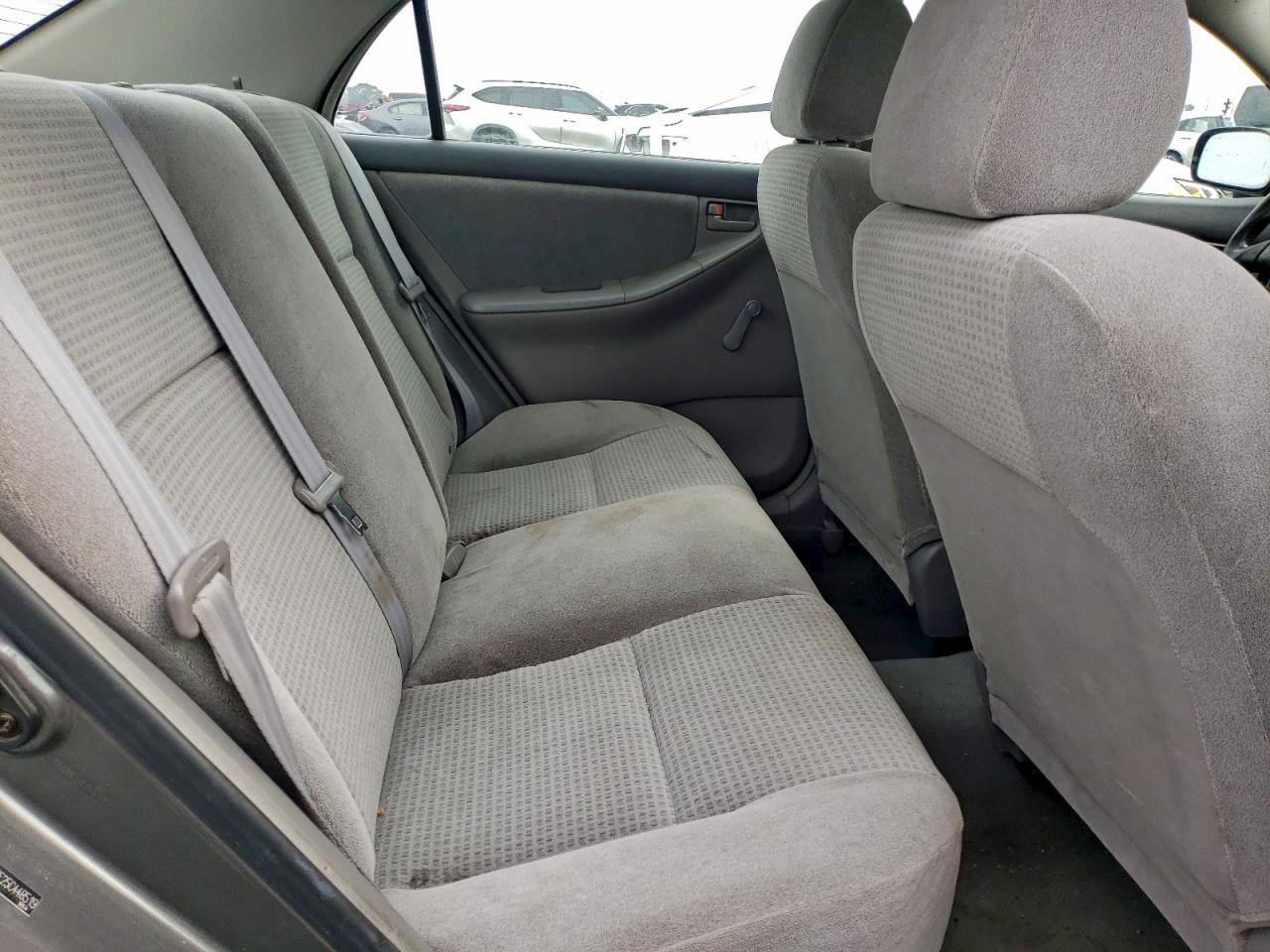 Toyota Corolla Ce Image 11