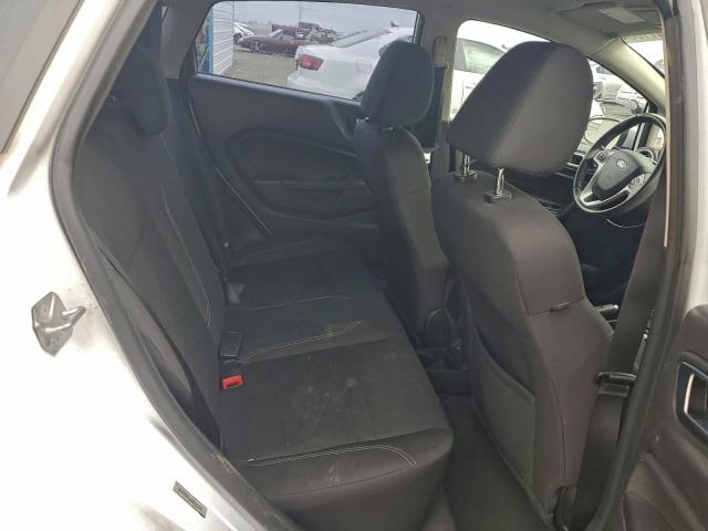 Ford Fiesta Se Image 6