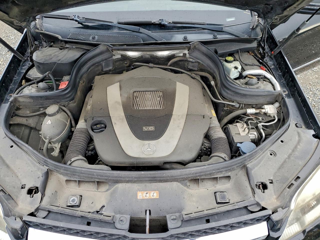 Mercedes-Benz GLK 350 4matic Image 11