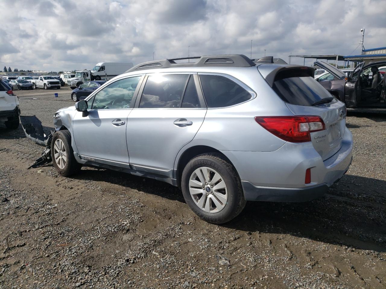 Subaru Outback 2.5i Premium Image 4