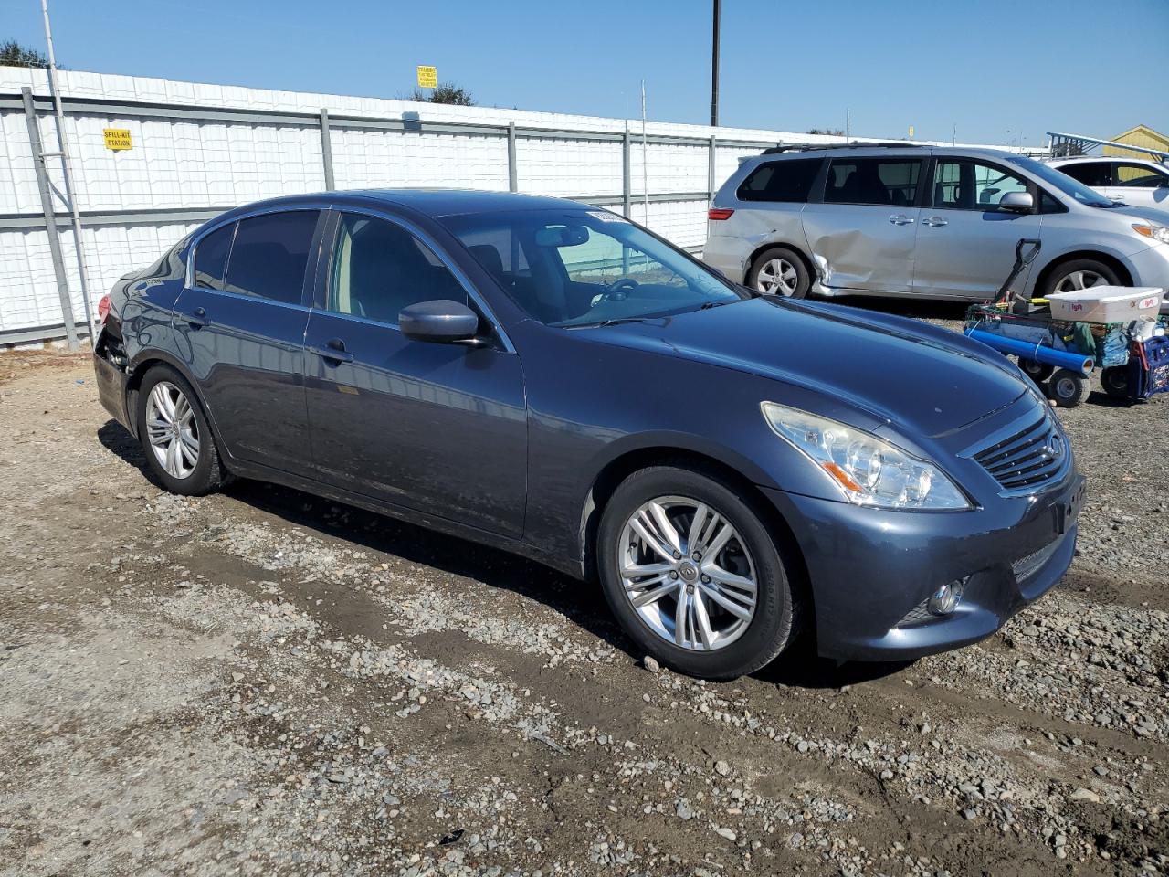 INFINITI G37 Base Image 3