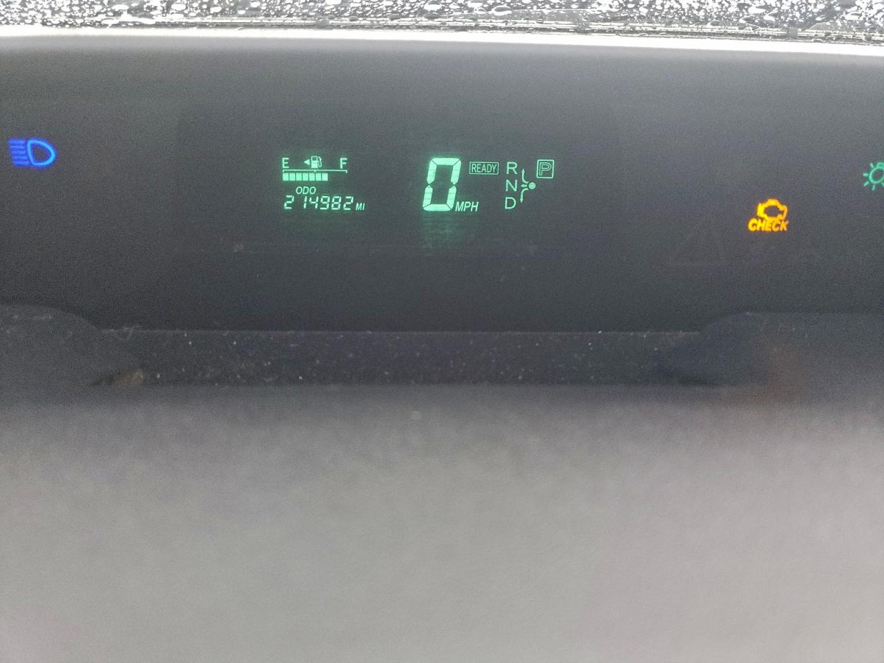 Toyota Prius Image 9