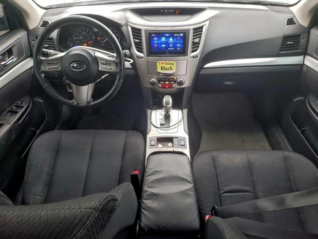 Subaru Outback 2.5i Premium Image 2