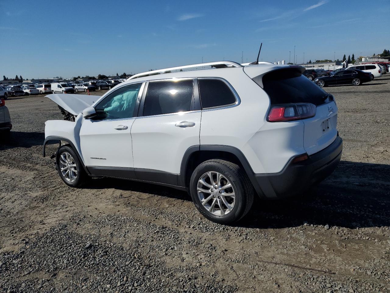 Jeep Grand Cherokee Latitude Image 2