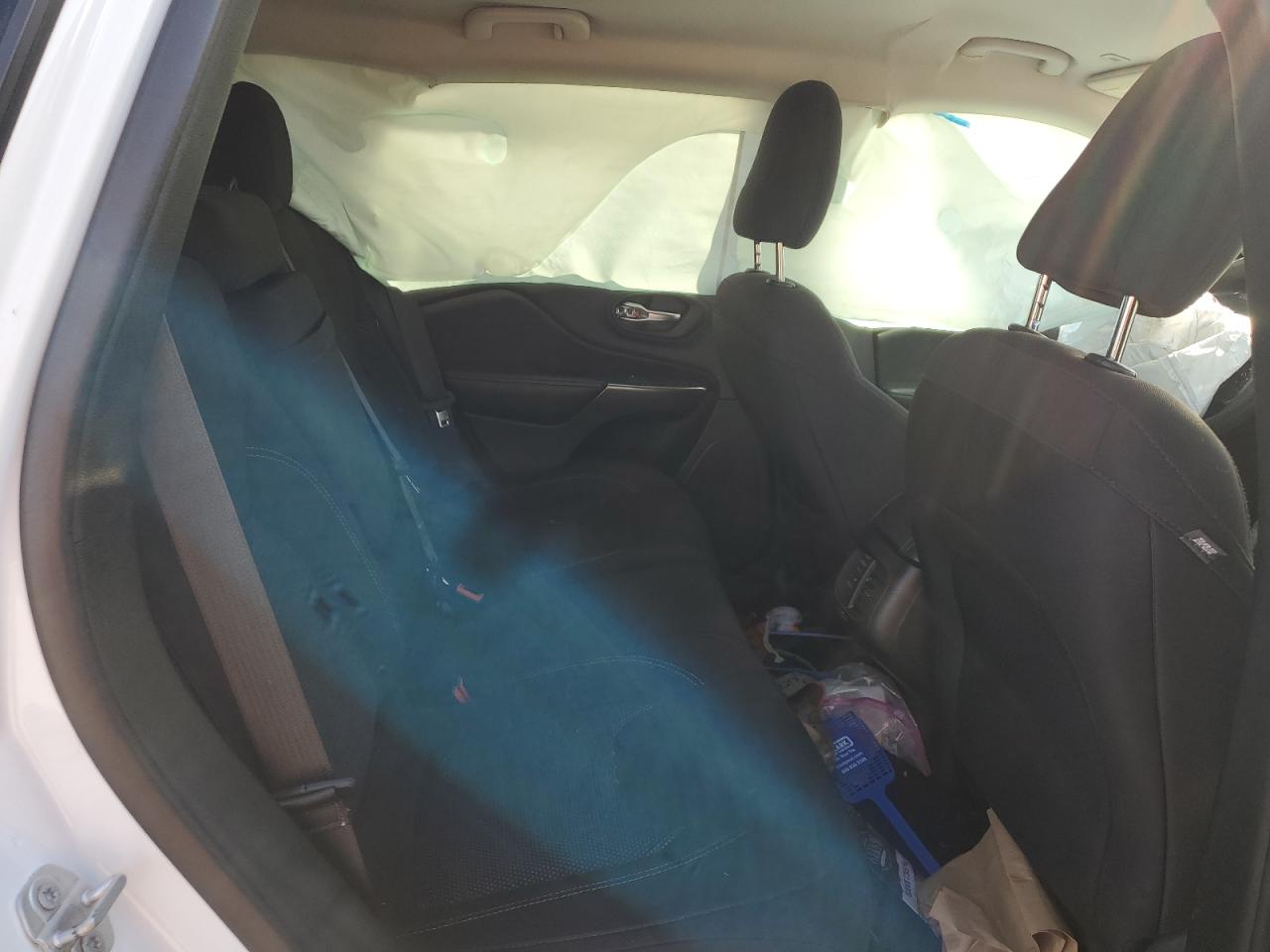 Jeep Grand Cherokee Latitude Image 8