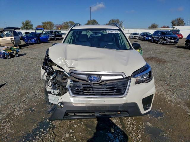 Subaru Forester Image 8