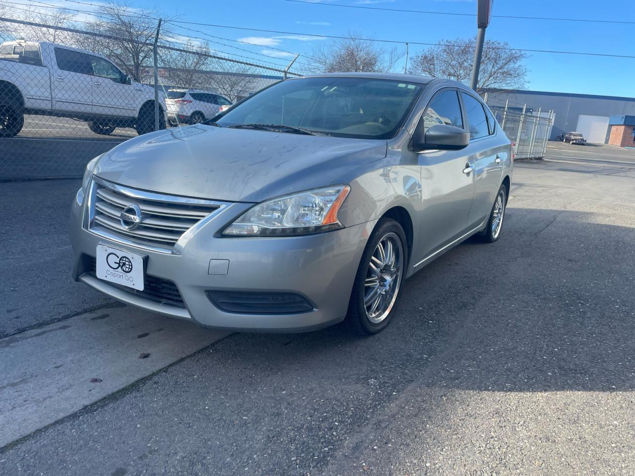 Nissan Sentra S Image 3