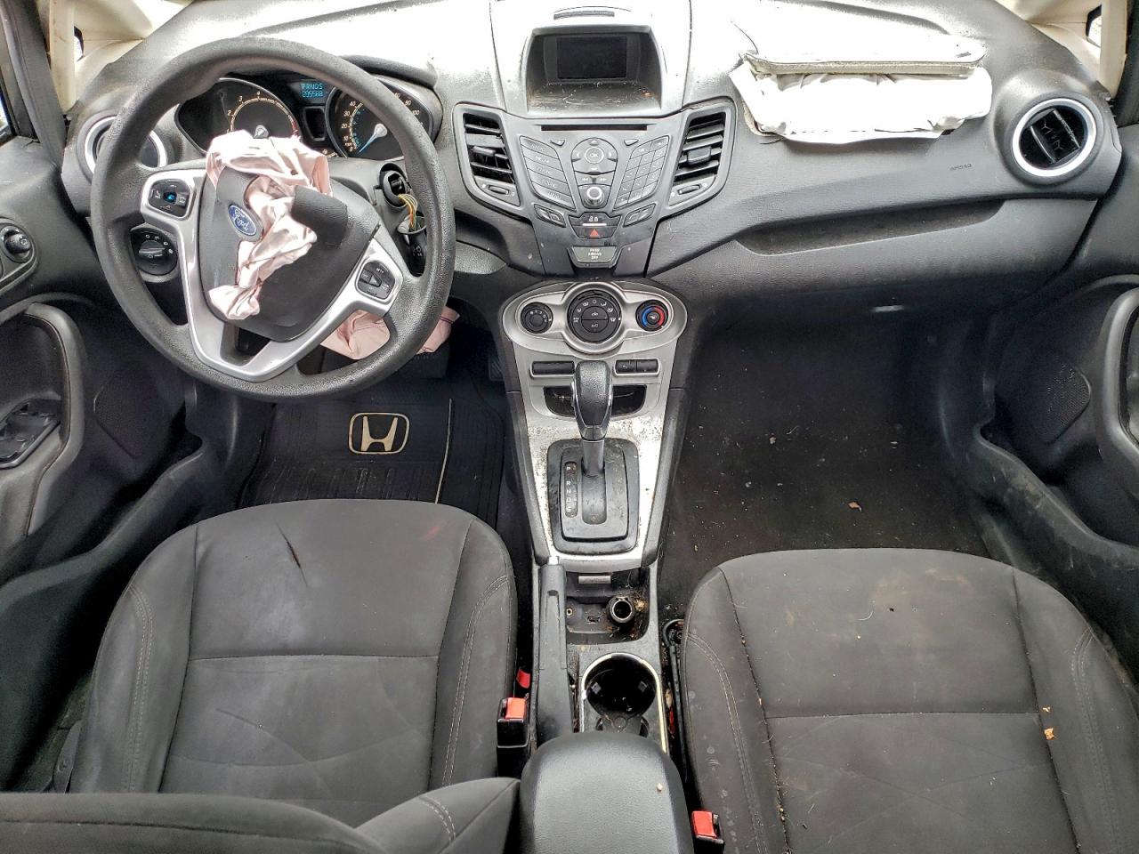 Ford Fiesta Se Image 12