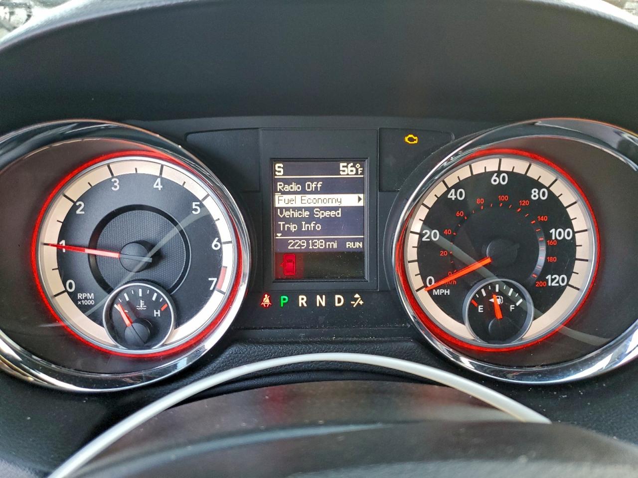 Dodge Caravan R/t Image 8