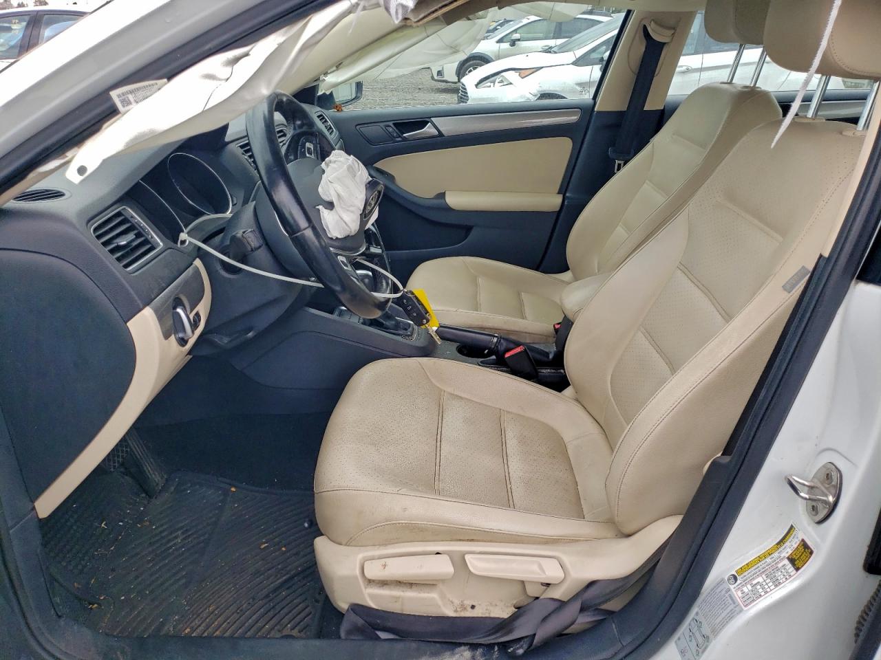 Volkswagen Jetta Se Image 4