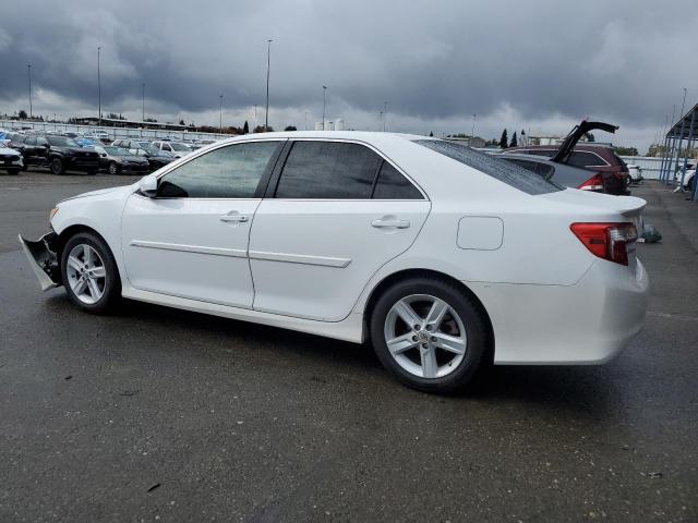 Toyota Camry L Image 7