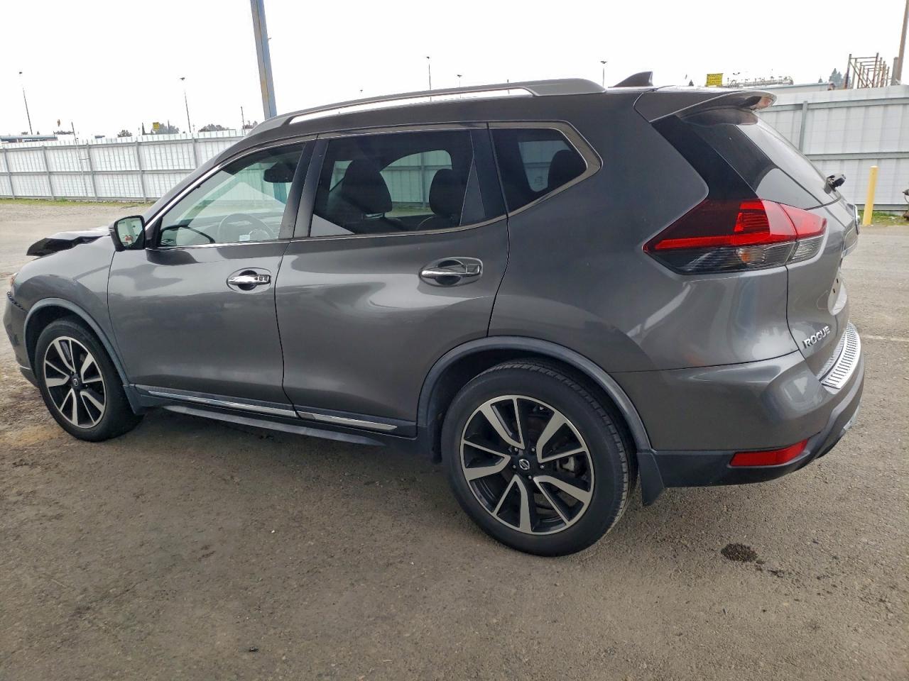 Nissan Rogue S Image 8