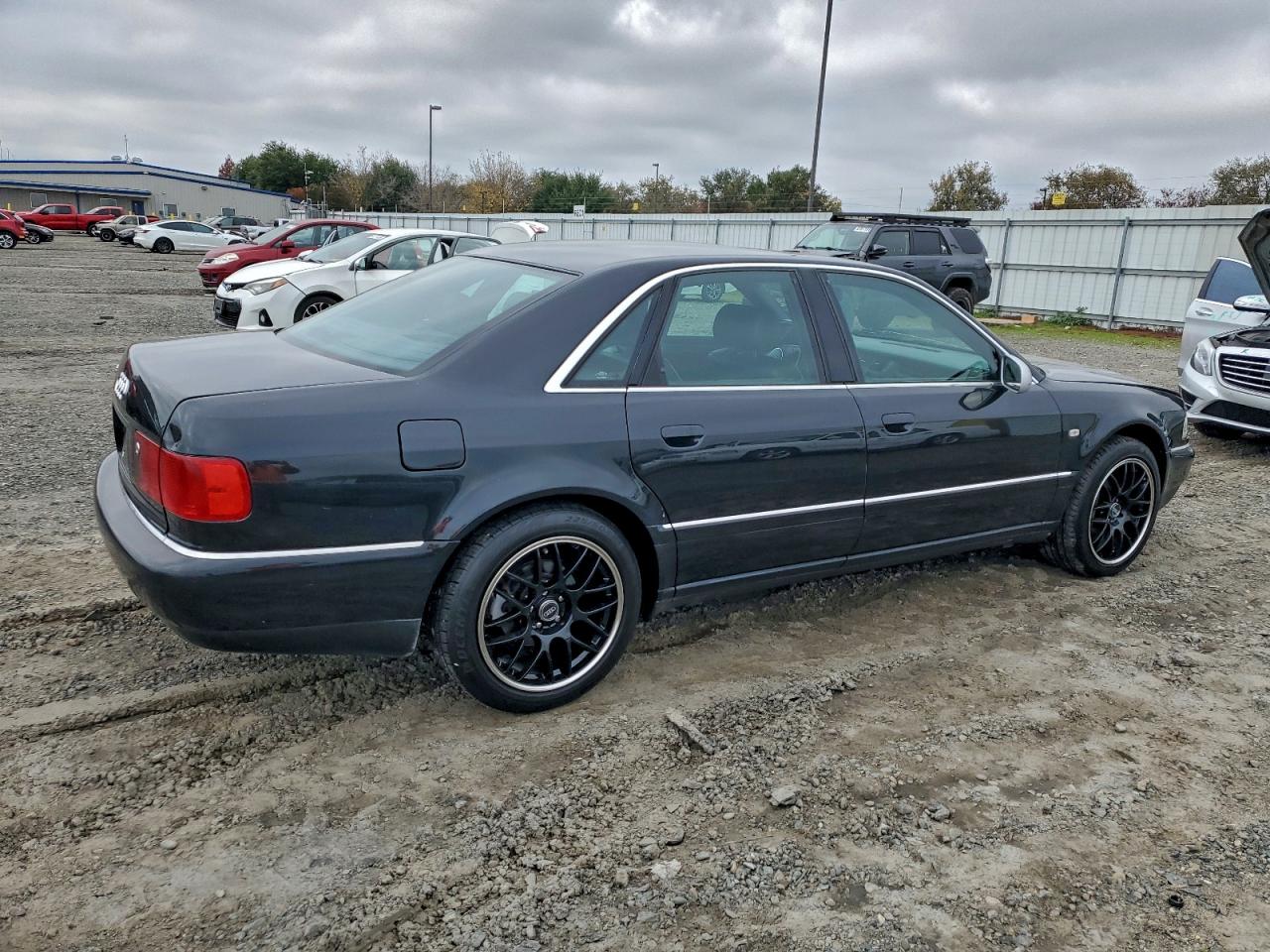 Audi S8 Quattro Image 3