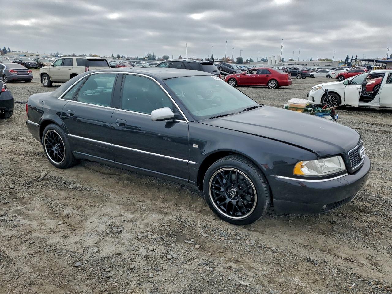 Audi S8 Quattro Image 4