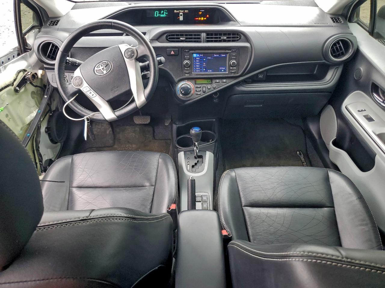 Toyota Prius Image 7