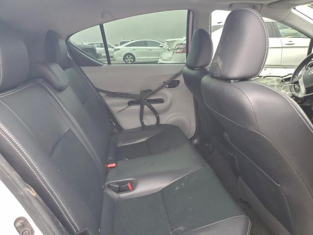 Toyota Prius Image 4