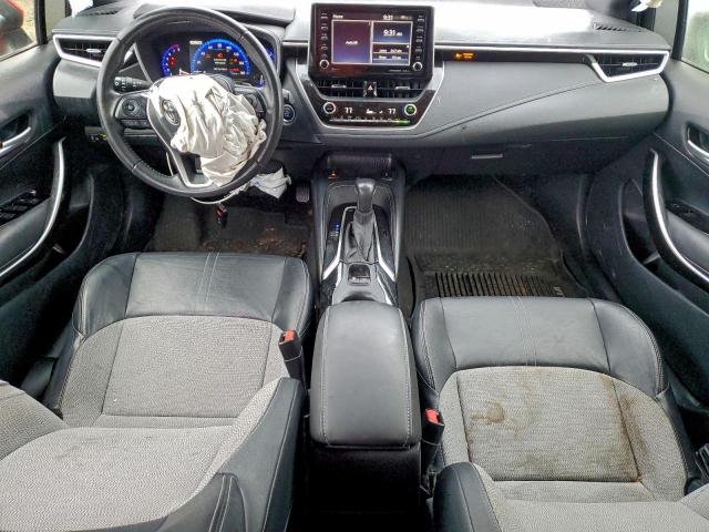 Toyota Corolla Se Image 10