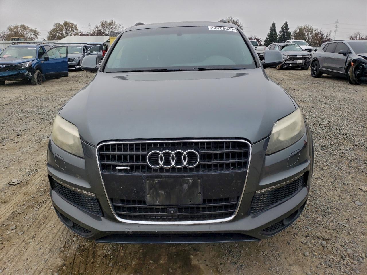 Audi Q7 Prestige Image 12