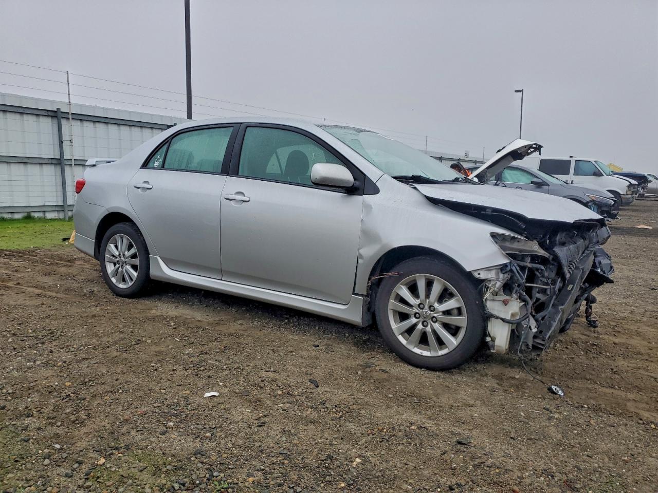 Toyota Corolla Base Image 7