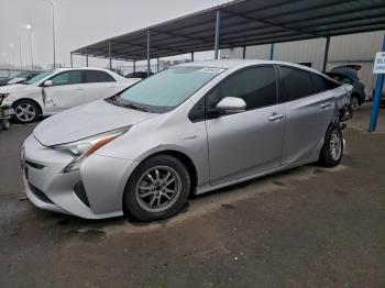  Salvage Toyota Prius