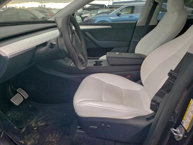 Tesla Model Y Image 7