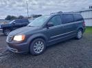 Chrysler Minivan Touring Image 1