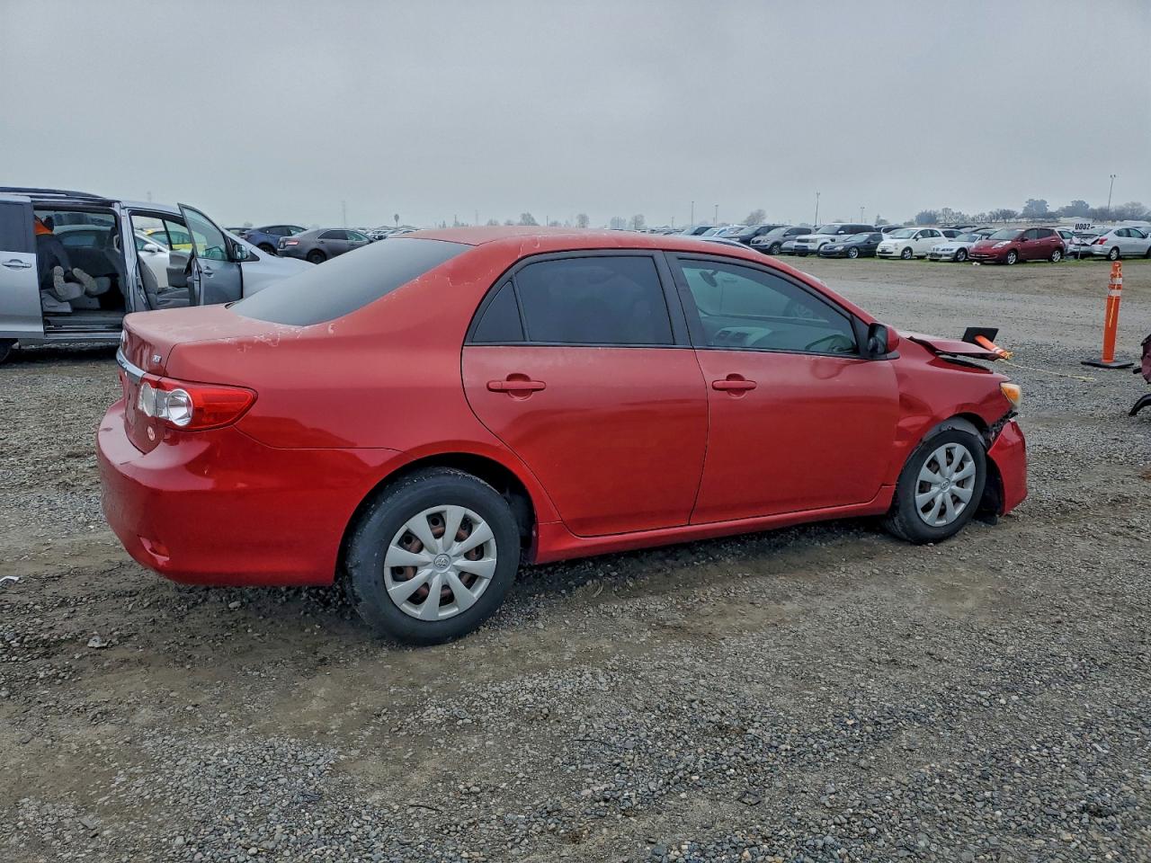 Toyota Corolla Base Image 2