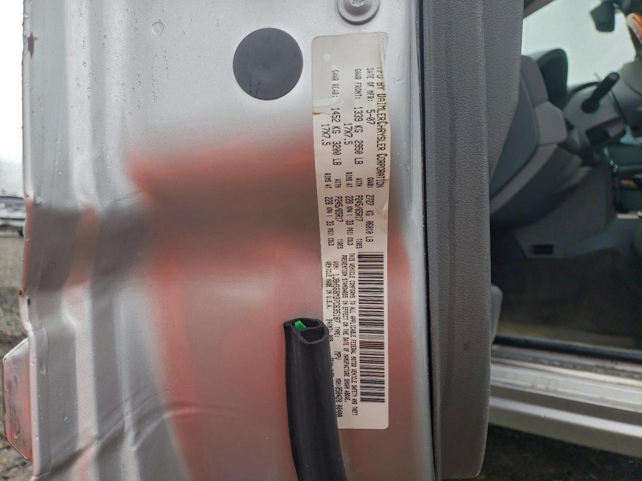 Jeep Grand Cherokee Overland Image 4