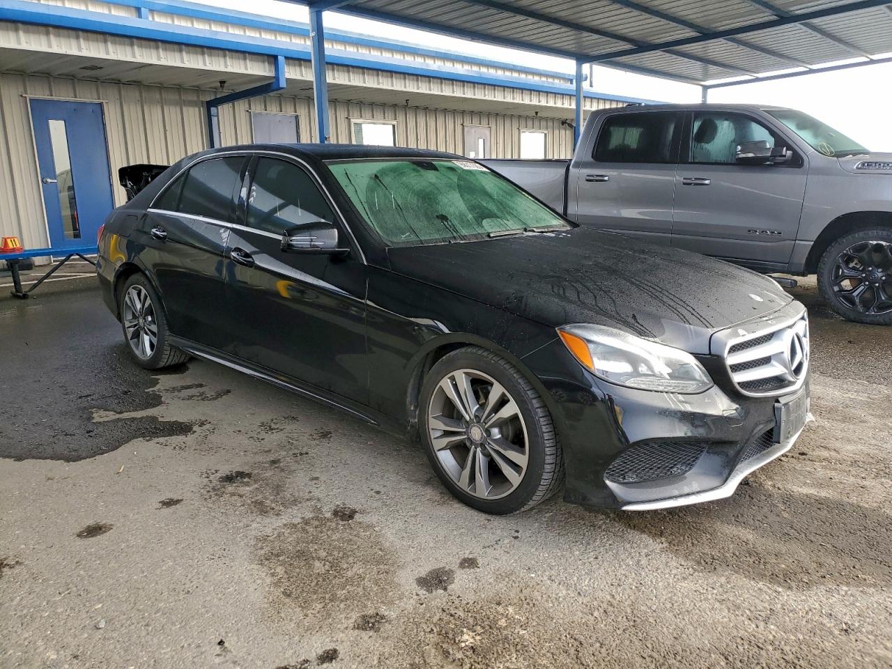 Mercedes-Benz E-Class 350 Image 5