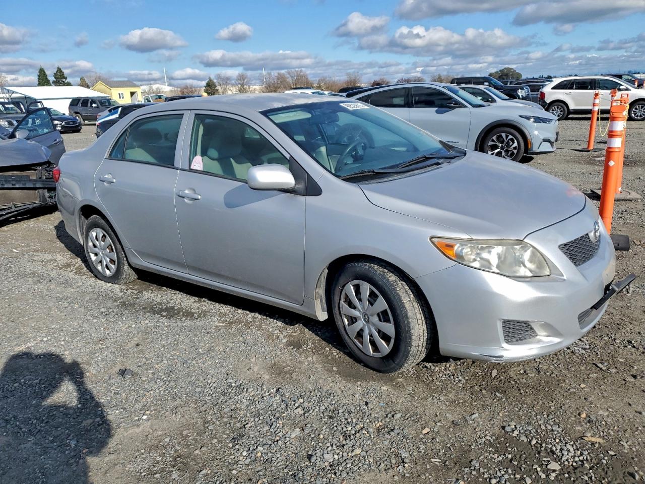 Toyota Corolla Base Image 7