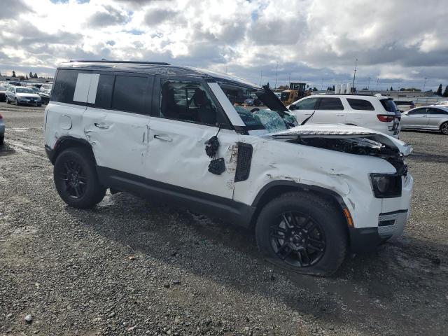 Land Rover Defender 110 S Image 7