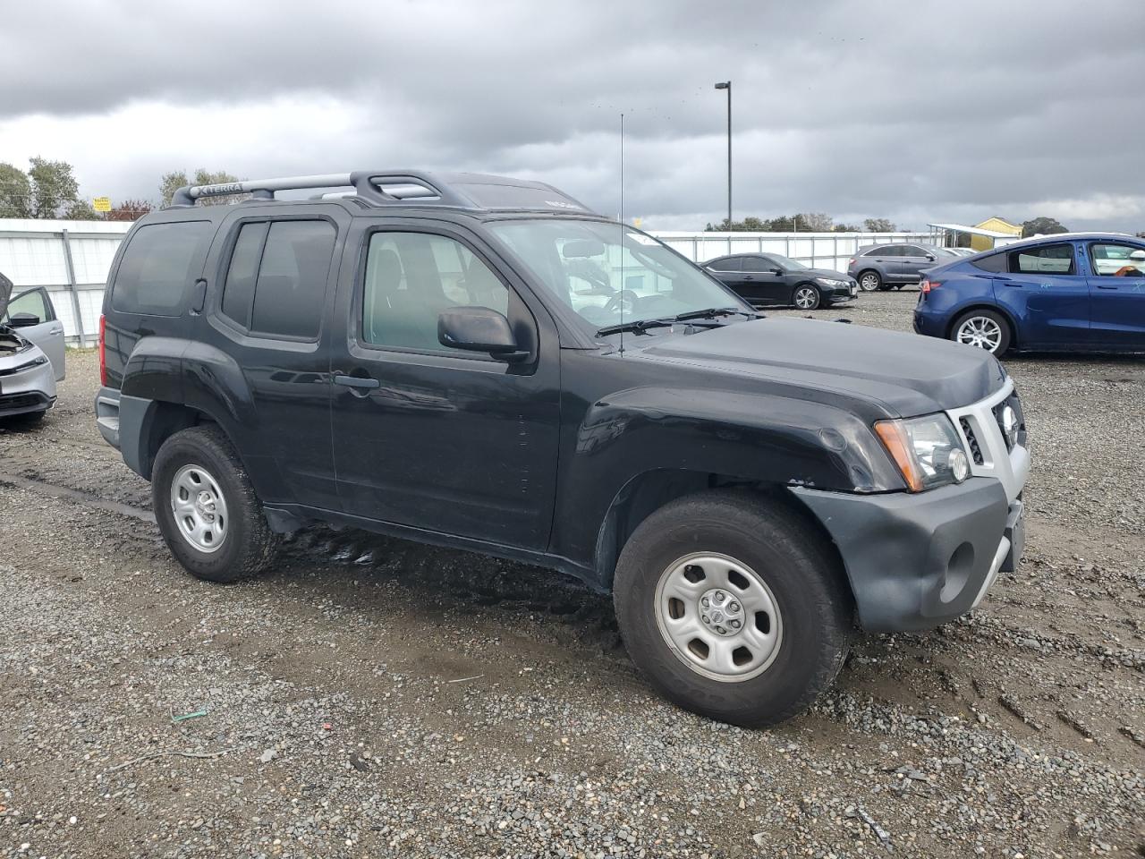 Nissan Xterra Off Road Image 3