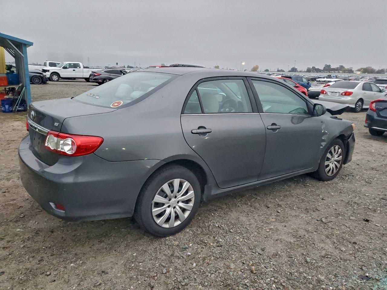 Toyota Corolla Base Image 5