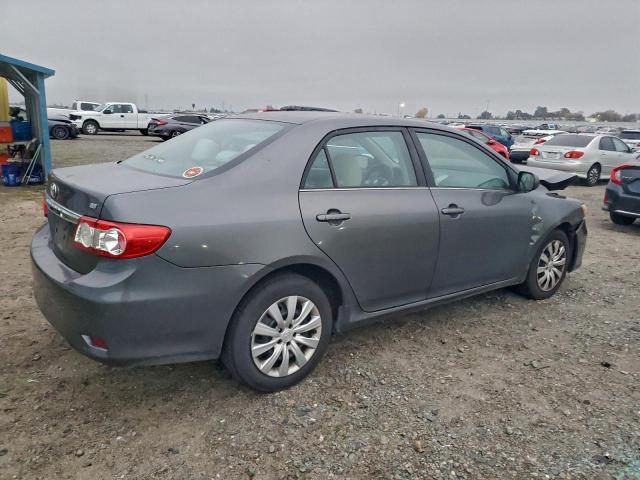 Toyota Corolla Base Image 5