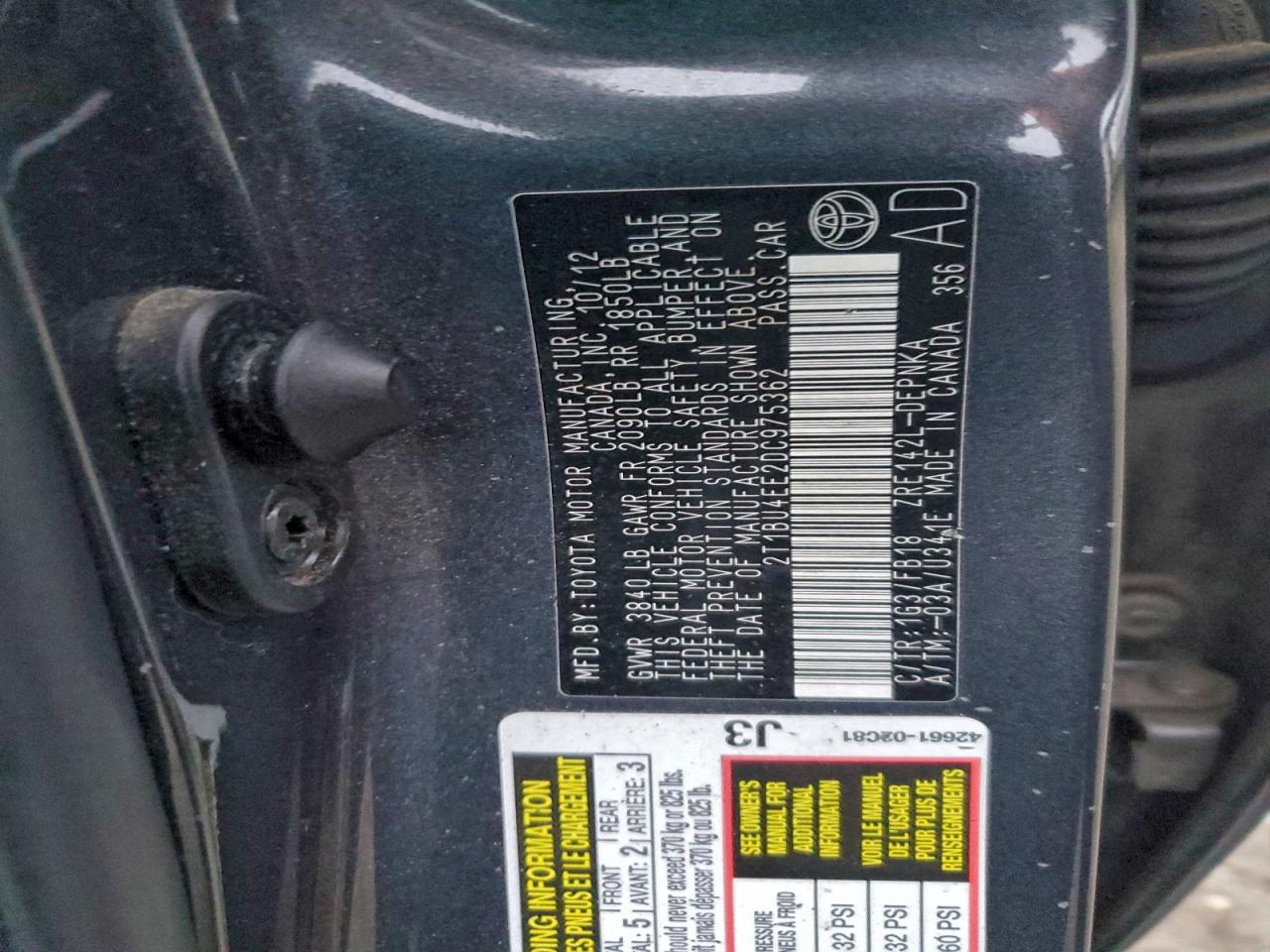 Toyota Corolla Base Image 2