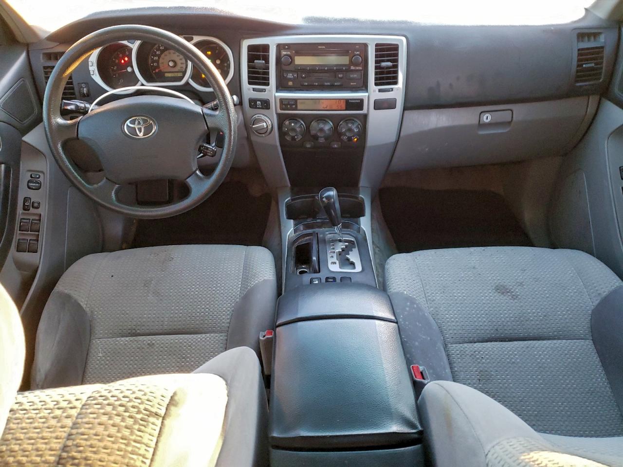 Toyota 4Runner Sr5 Image 11