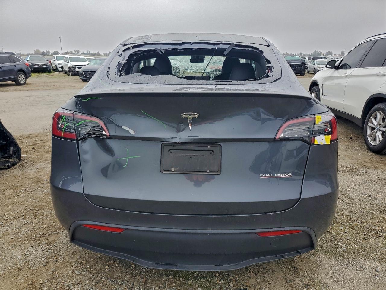 Tesla Model Y Image 5