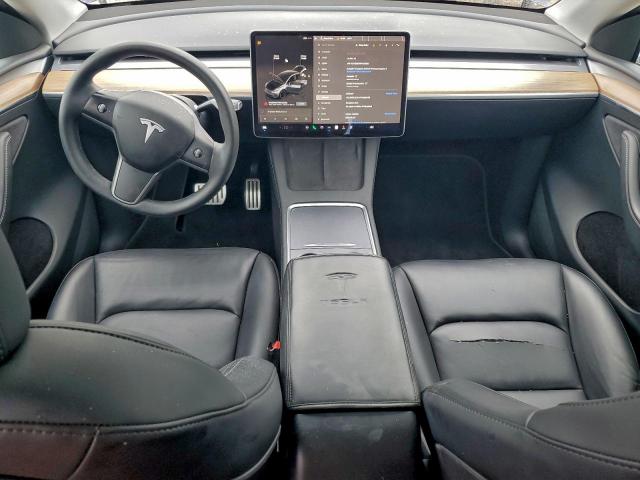 Tesla Model Y Image 11