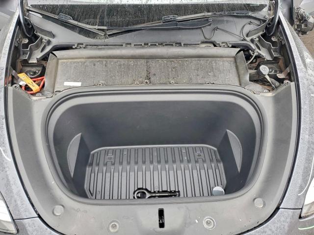 Tesla Model Y Image 2