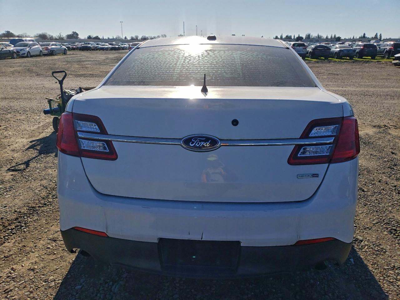 Ford Taurus Police Interceptor Image 11