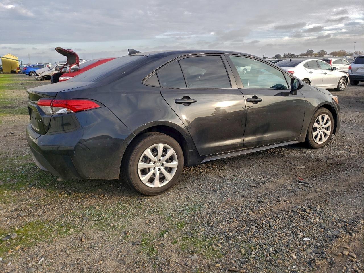 Toyota Corolla Le Image 2