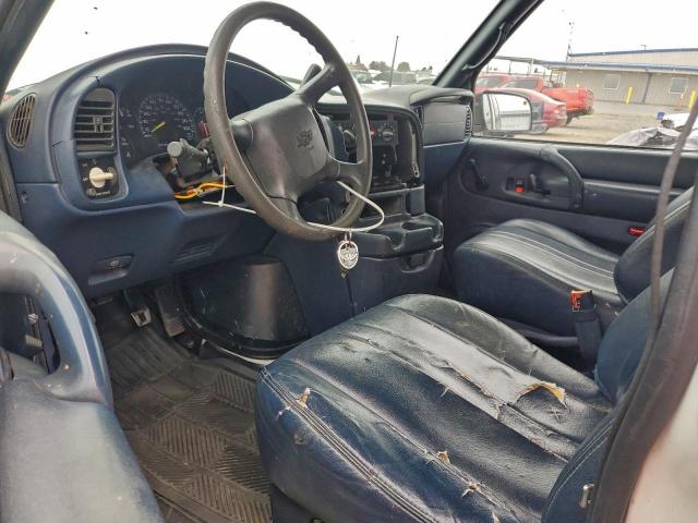 Chevrolet Astro Image 12