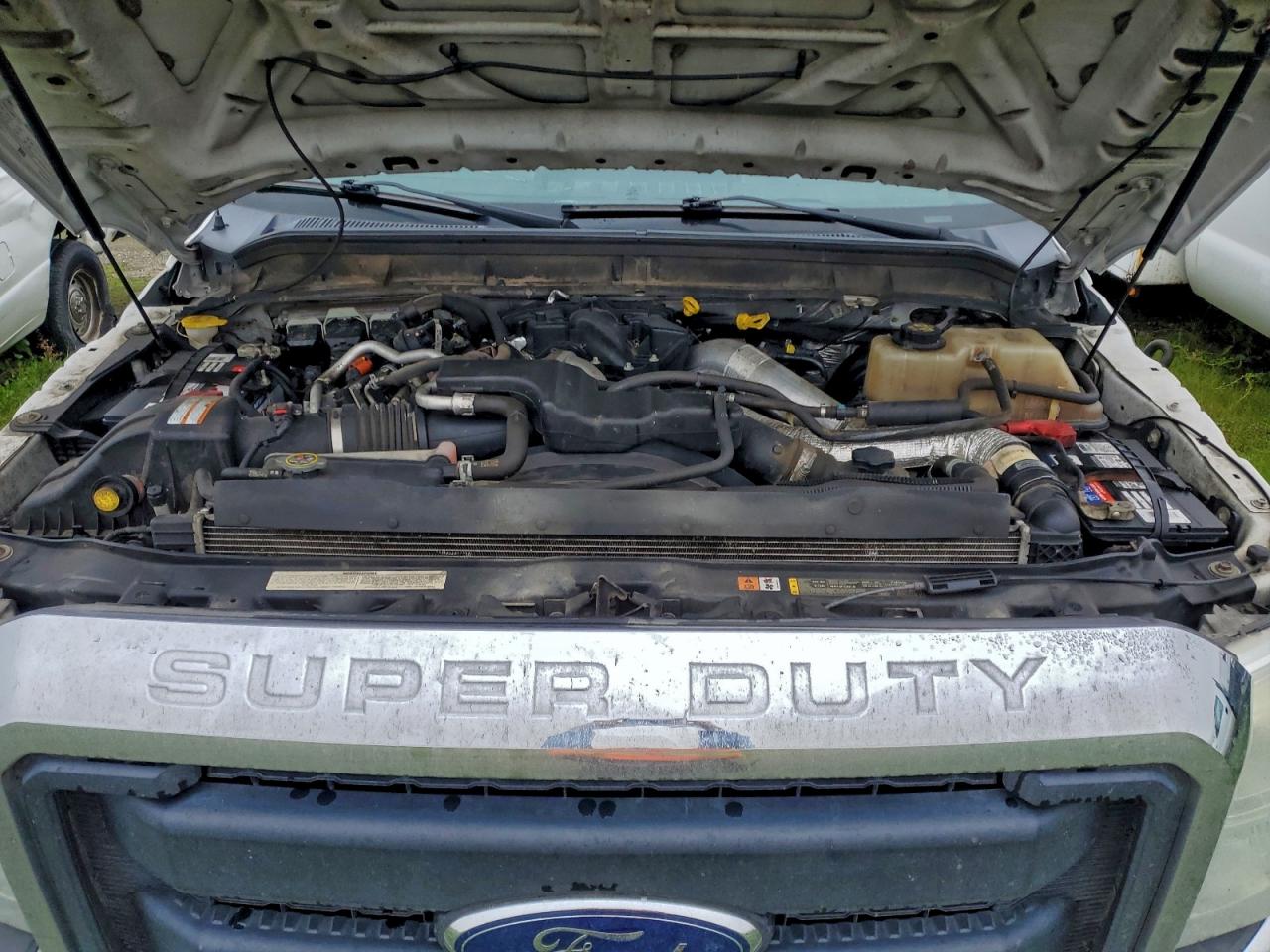 Ford F-350 Super Duty Image 11