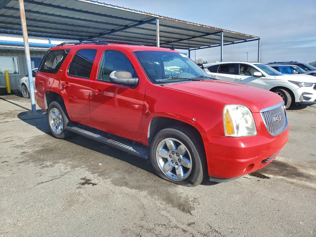 GMC Yukon Slt Image 2