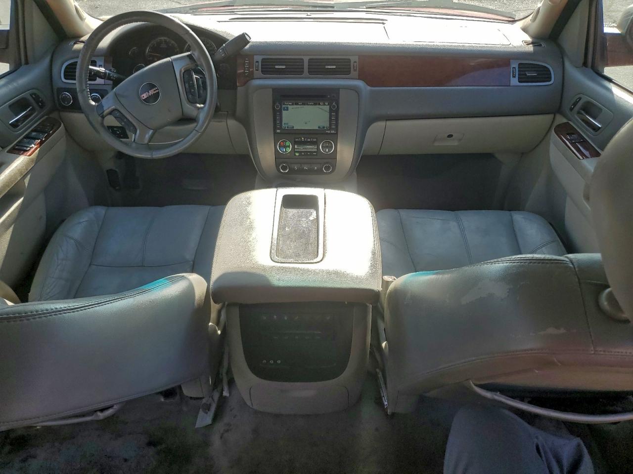 GMC Yukon Slt Image 6